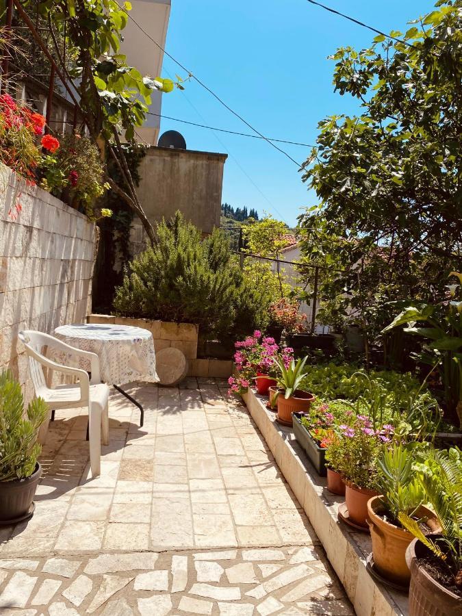 Apartments Vucinovic Τίβατ Εξωτερικό φωτογραφία