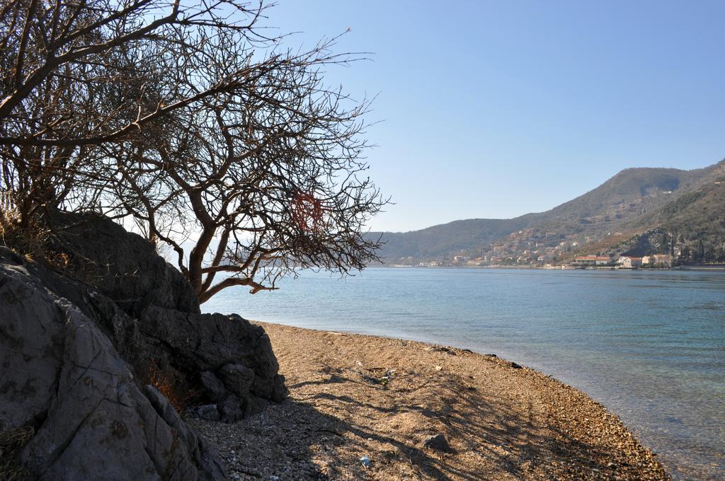 Apartments Vucinovic Τίβατ Εξωτερικό φωτογραφία