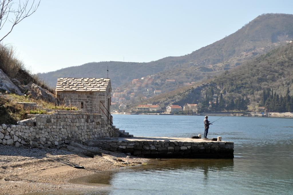 Apartments Vucinovic Τίβατ Εξωτερικό φωτογραφία